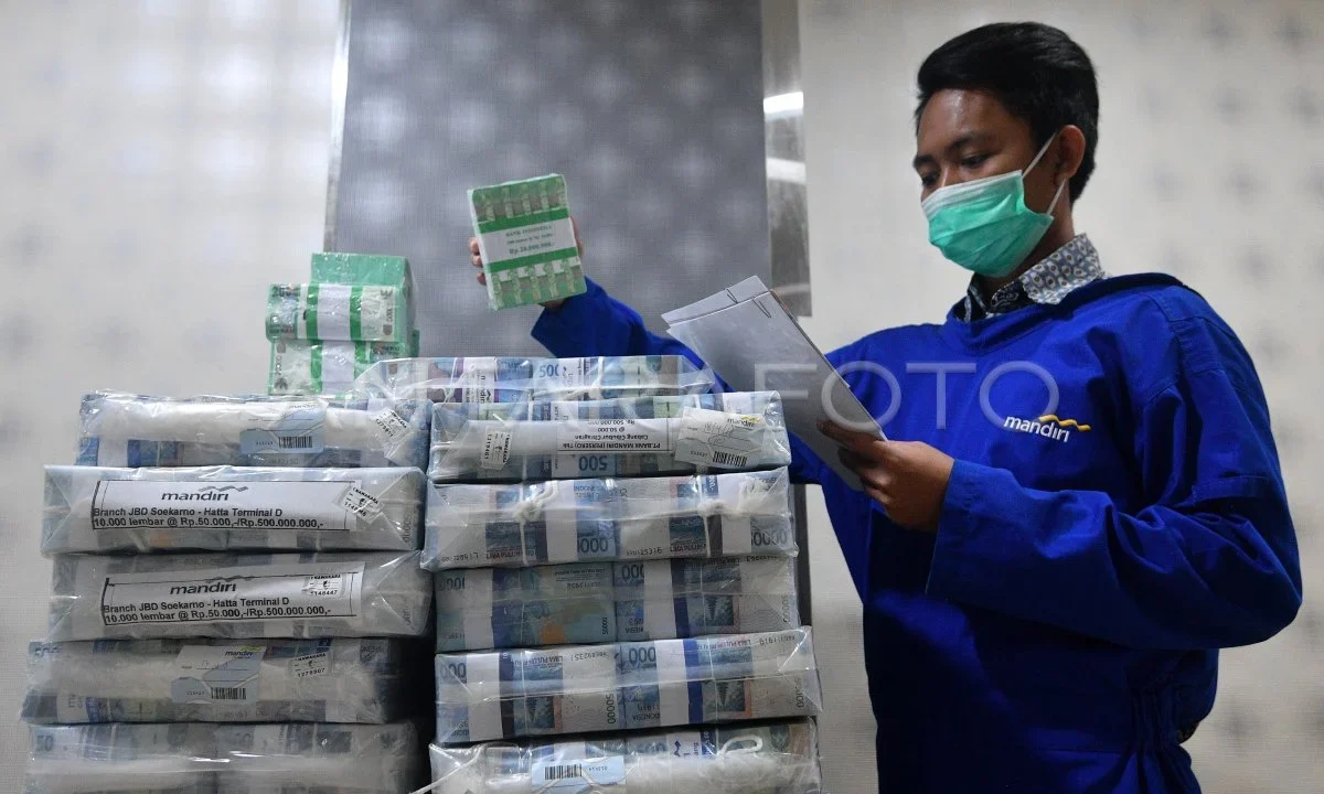 Revolusi Transaksi di Uzbekistan: Batas Tunai Melonjak 7 Kali Lipat Menjadi Rp 300 Miliar!